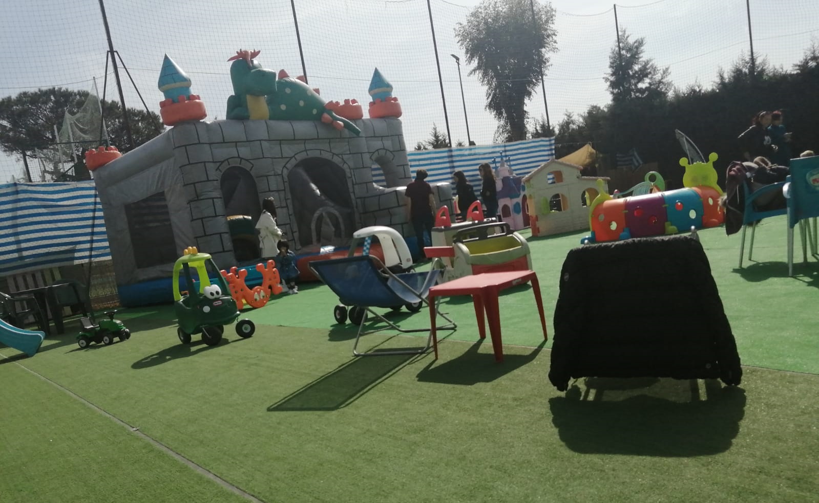 playland roma, giochi per bambini, campo estivo, intrattenimento bambino, parco giochi roma